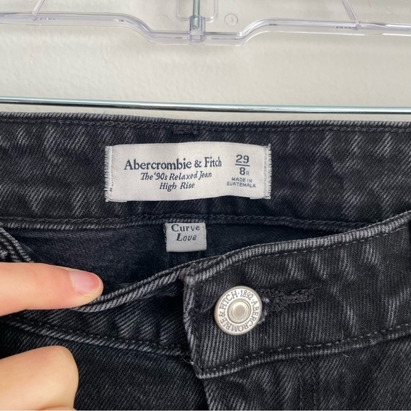 Abercrombie & Fitch 90’s Relaxed Jean high rise split Hem black 29 straight leg - Picture 5 of 16